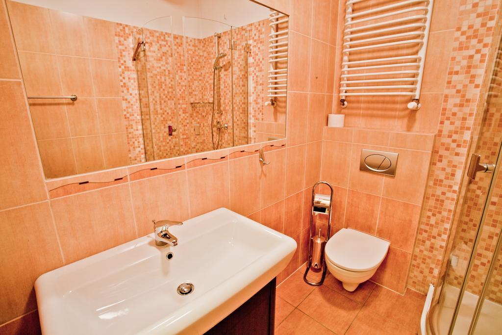 Hotel Stara Szmergielnia Bielsko-Biała Rom bilde