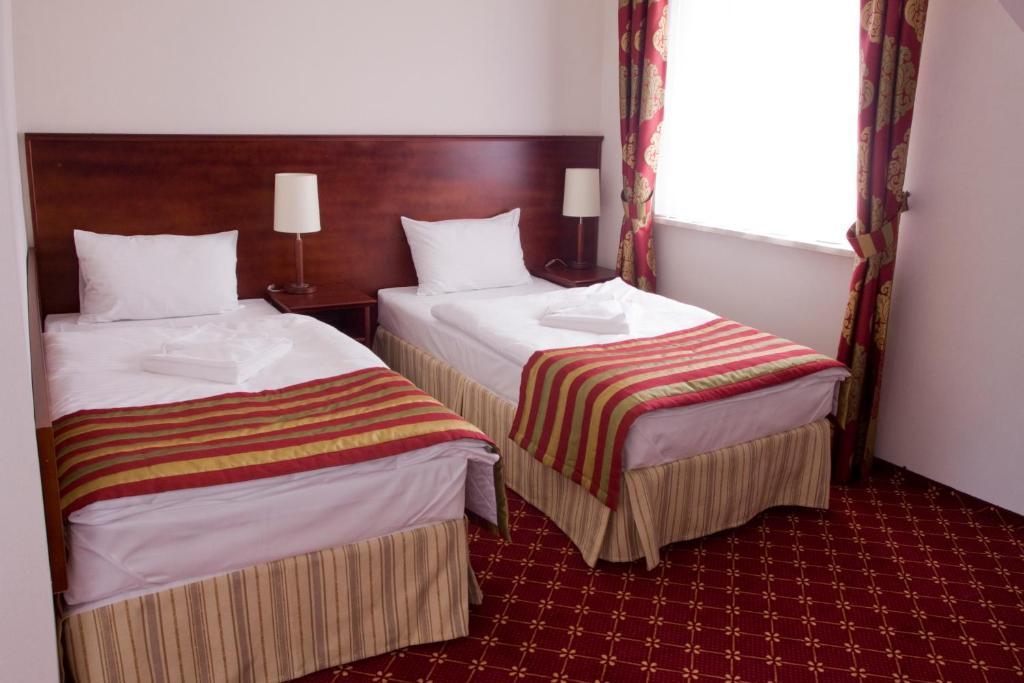 Hotel Stara Szmergielnia Bielsko-Biała Rom bilde